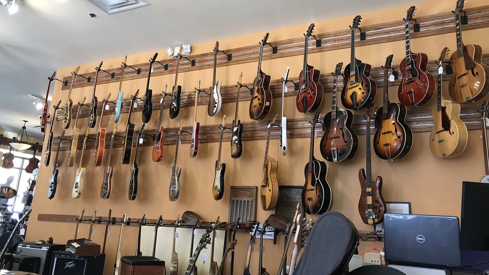 The ever-changing inventory at Bernunzio Uptown Music