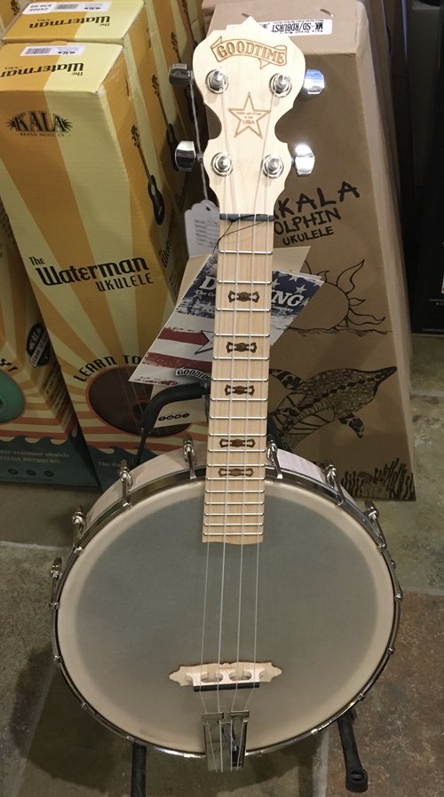 Even the Derring Banjo Company has a banjo uke. This one, with the full size rim, has a big sound...