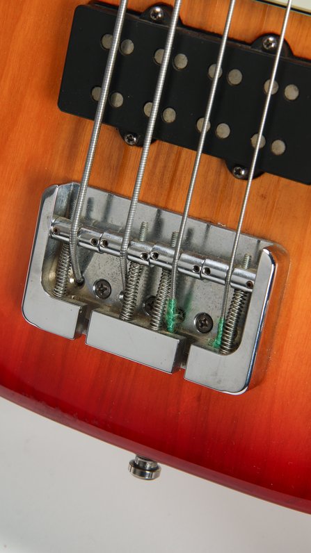Fender American Deluxe Active Precision Bass (2002) #10