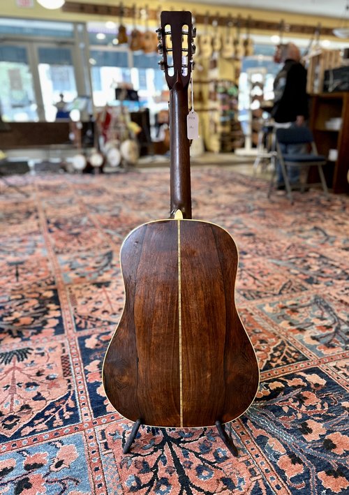 By 1969 Martin had phased out using Brazilian Rosewood in their guitars. The stuff that was left ...
