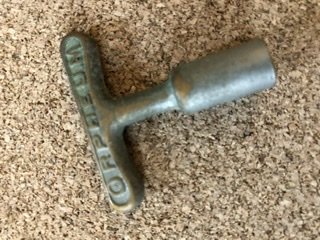Original wrench for Orpheum Banjo a pretty rare item an auction starts at one dollar!