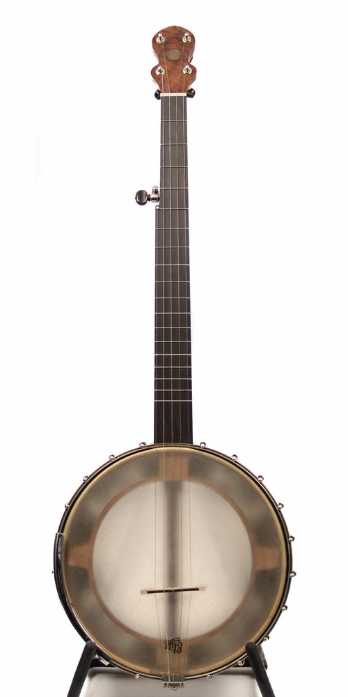 We recently received a consignment of great old timey banjos from modern makers....Chuck Lee, Bro...