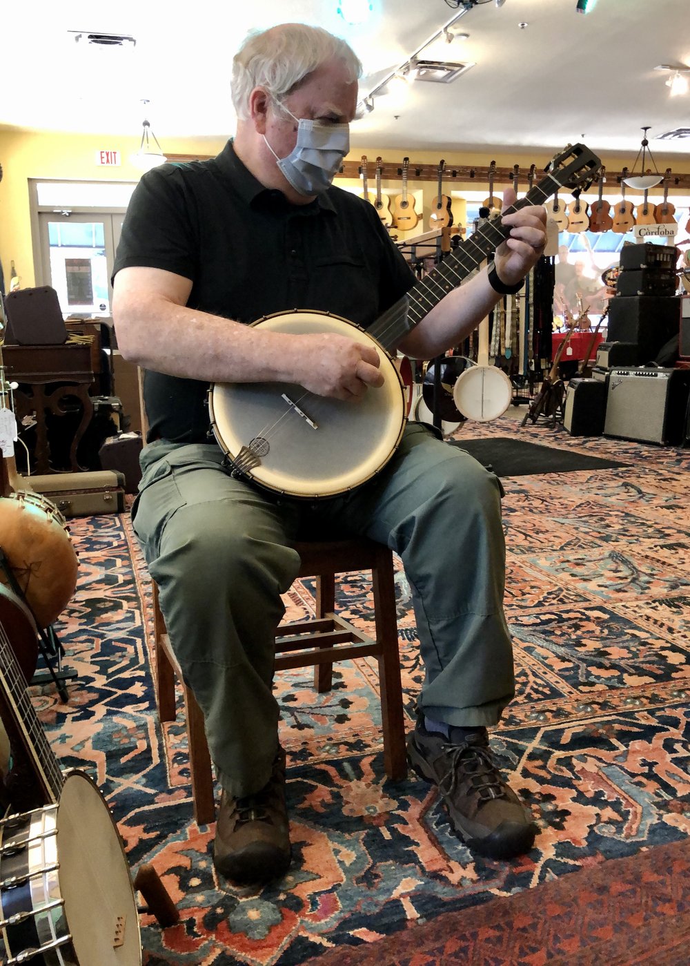 &hellip;.a happy customer left with my favorite banjo on Saturday&hellip;.thanks Mike!&nbsp;I gue...