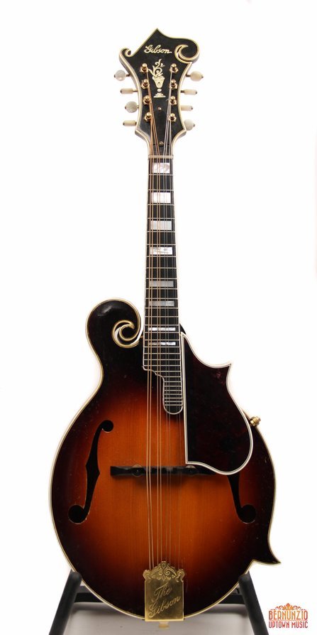 This is a 1938 Gibson F-5 The top of the line at the time. More details here.