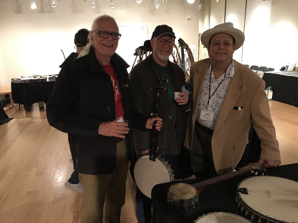 Old friends and&nbsp;old banjos