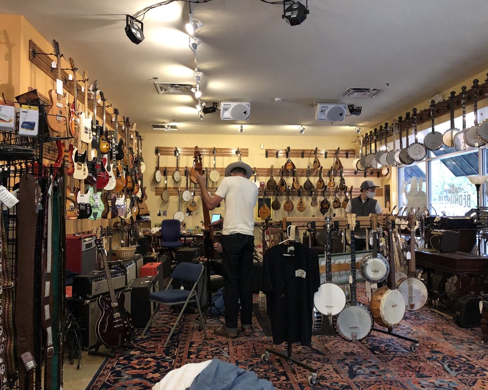 Still the walls are filled with some of the best vintage instruments from around the country.