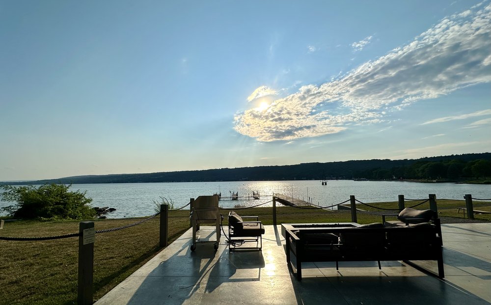 We closed the weekend with a cocktail on the lake