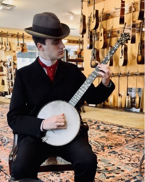 Congratulations to Gavin Rice upon his graduation from Eastman School of Music this past weekend&...