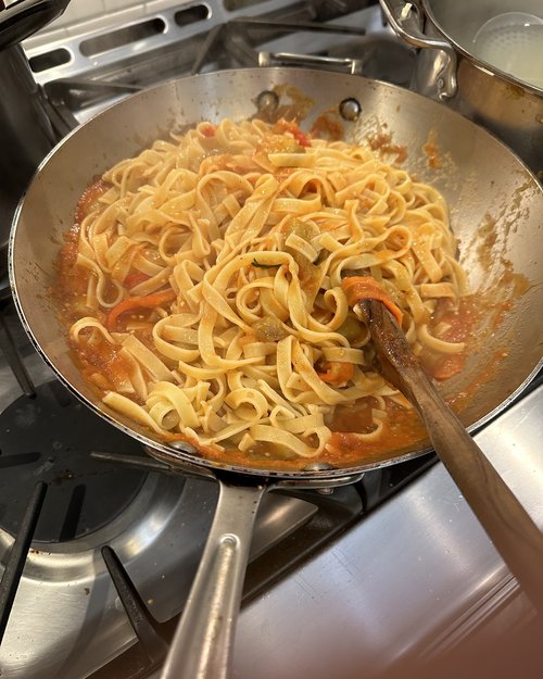 The dish of the week was "pasta alla Norma" as taught to us by our relatives in Sicily five years...