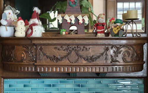 Julie has decorated the mantels.