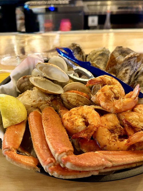 We "rescued" some shellfish from&nbsp;Captain Zack’s, which&nbsp;was a food truck the last time w...