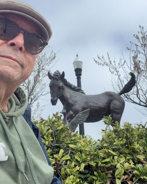 Posing with the pony&hellip;