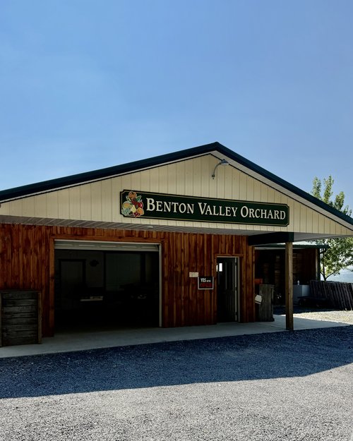 The closest store to our house is Benton Valley Orchard. It’s just up at the top of&nbsp;the stre...