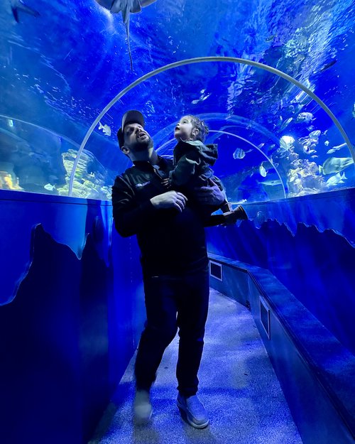 Jay and daughter, Olive at Seaworld