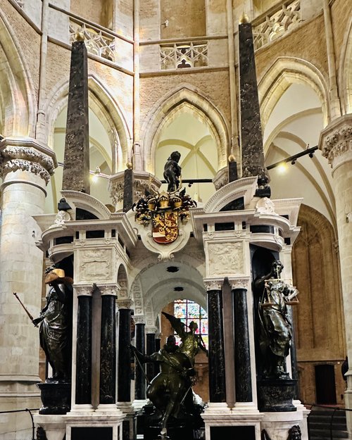 Delft crypt