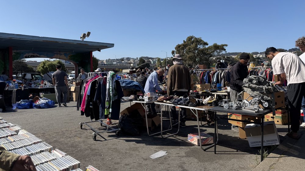 Flea market 