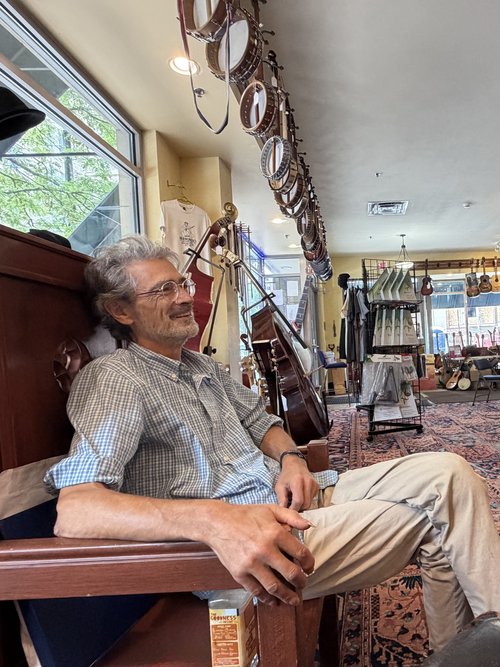 Kinloch Nelson&hellip; another extraordinary guitarist visited me on Thursday I am so privileged ...