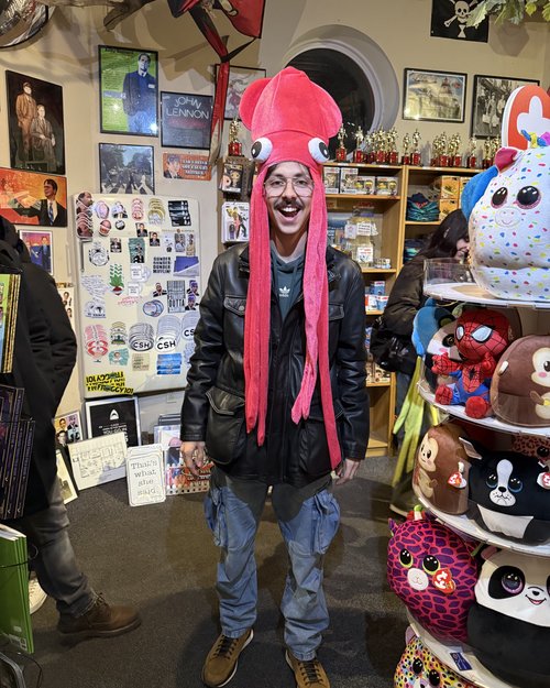 Mauro and I will have to duel of "calamari heads"