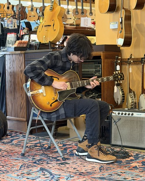 Mauro Amato&hellip;.testing out a 1957 Gibson ES-175&hellip;in his glory!
