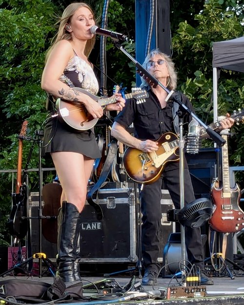 Nashville’s Alyssa Trahan on stage at Jazz Fest with her new Eastman MD-305e mandolin!