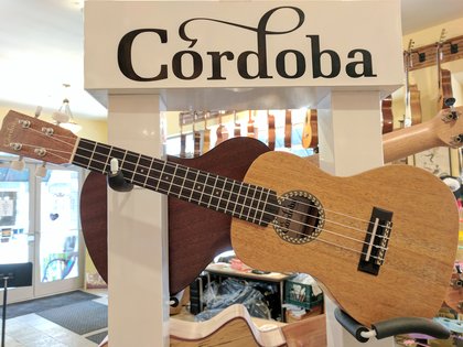 GIVEAWAY: Córdoba Guitars
