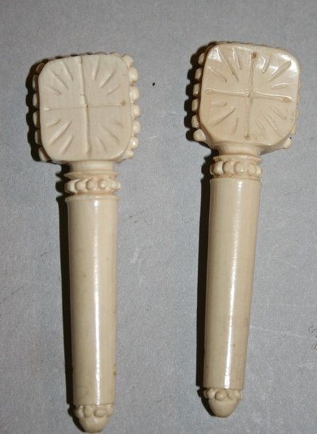 Unmarked ivory banjo tuners #2