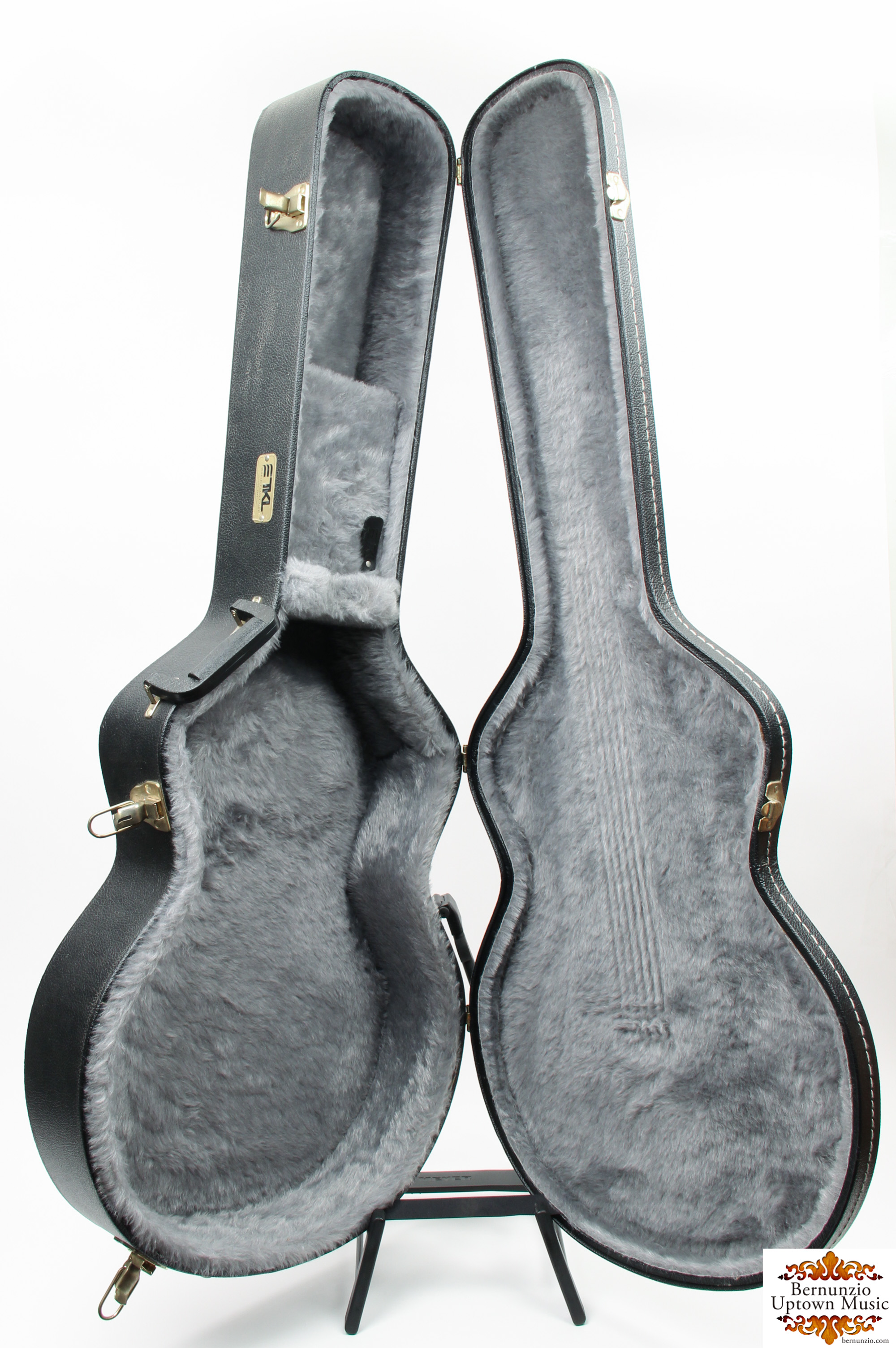 USED TKL Hard Case for 000 Sized Guitar