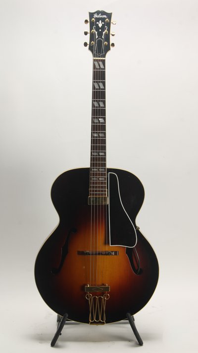 Gibson L7 Sunburst (1941) 31870