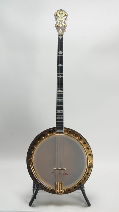 Vega Artist (plectrum, ca. 1927) 32489