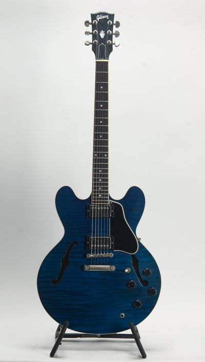 Gibson ES-335 Beale St Blue Dot