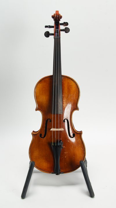 John Jusek Violin 4/4 Made in Prague 28820