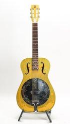 Dobro Duolion Hula Girl L9 (1991) (SKU: 29632) 29632