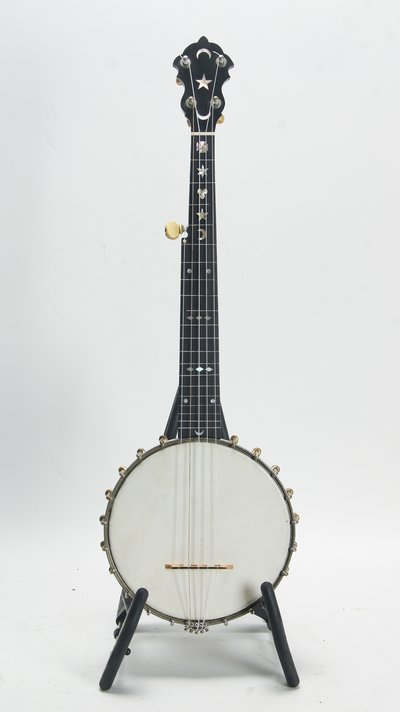 Wm. D. Hall Pony Banjo 31050