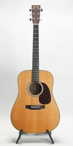 Martin HD-28 Centennial