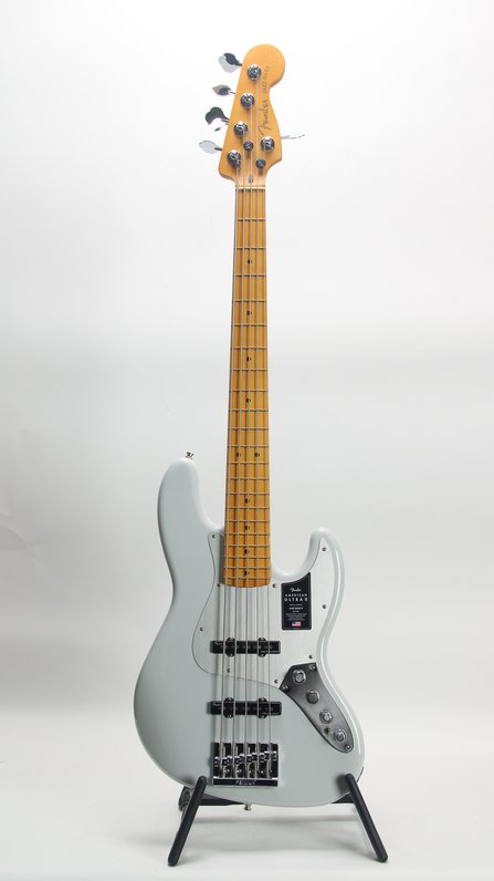 Fender American Ultra II Jazz Bass V White (2024) #1