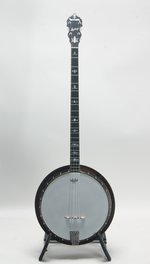 Ludwig Stratford Plectrum Banjo (c.1925) (SKU: 32617) 32617