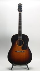 Gibson J-45 (1946) (SKU: 30890) 30890