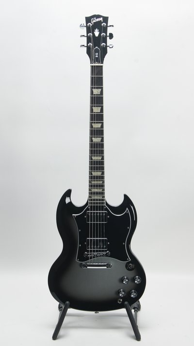 Gibson SG Standard Ebony Limited-Edition Electric Guitar Silver Burst (2023) 31468