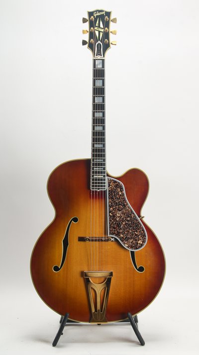 Gibson Super 400C Custom (ca. 1965, factory Byrdland neck) 31540