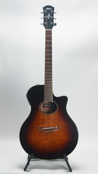 Yamaha APX600FM *Used 32557