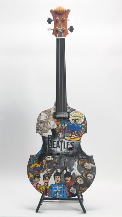 RC Kelly The Beatles Fretless Solid Body Violin Electric Bass Guitar (Art) 29645