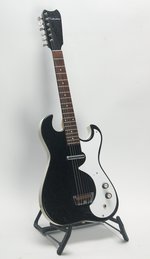 Silvertone Model 1448 Guitar and Amplifier (SKU: 32745) 32745