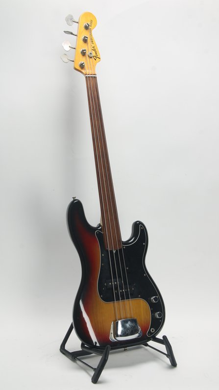Fender Fretless Precision Bass Sunburst (ca.1976) #3