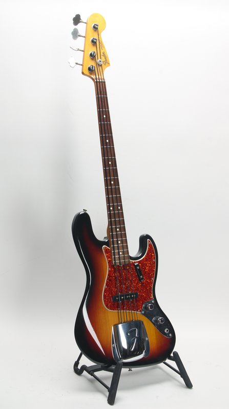 Fender Jazz Bass 1962 Reissue stacked controls (1983) #3