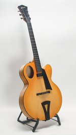 Steve Andersen Oval Hole Archtop (2001) (SKU: 32626) 32626