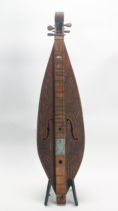 Unsigned Folk Art Mountain Dulcimer 32001