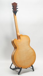 Steve Andersen Oval Hole Archtop (2001) (SKU: 32626) 32626