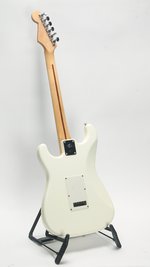 Fender I Series Stratocaster White (ca. 1990) (SKU: 32747) 32747
