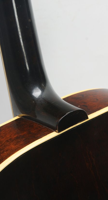 Gibson L7 Sunburst (1941) #5