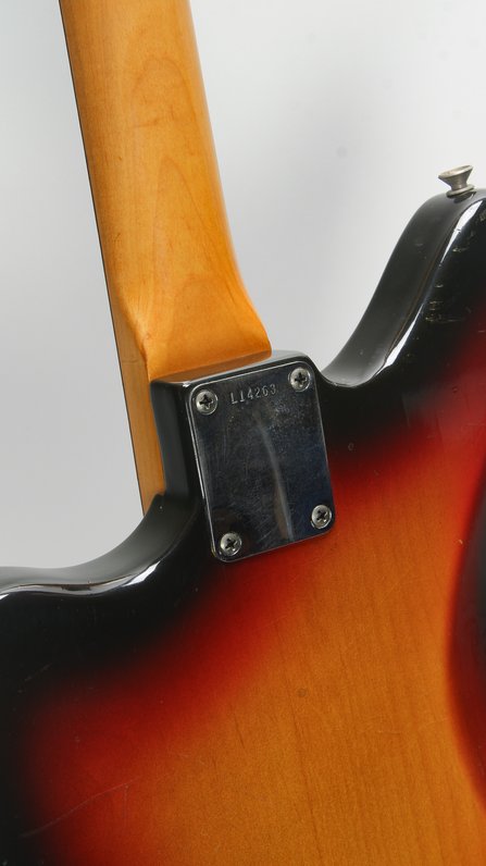 Fender Jaguar Sunburst (1963) #5